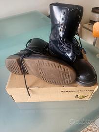 Anfibio dr martens