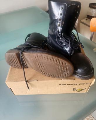 Anfibio dr martens