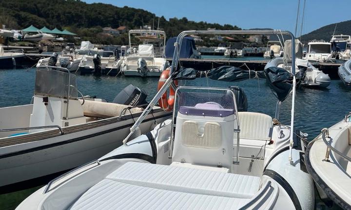 Zar Formenti 43 Yamaha 40/60