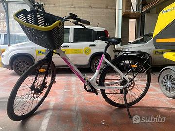 Bicicletta pedalata assistita Omega Argento