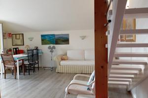 Cabras ampio monolocale+balcone indipendente
