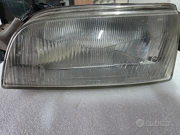 Fanale anteriore sx Fiat punto prima serie 