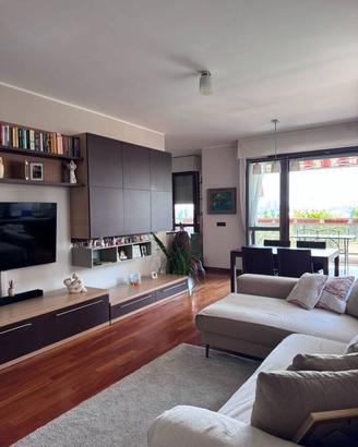 Appartamento di 100 m² con 3 locali a Milano