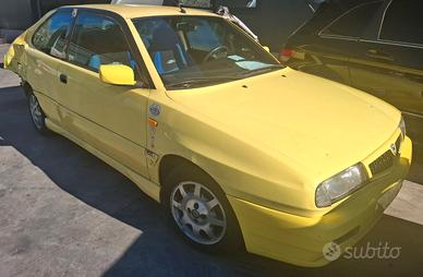 LANCIA DELTA per ricambi usati