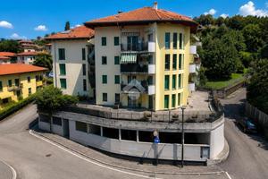 3 LOCALI A CALOLZIOCORTE