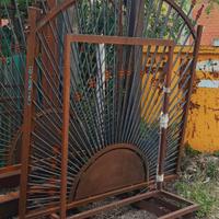 Cancello in ferro naturale di 400 x 180/192 x 225