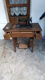 macchina da cucire antica