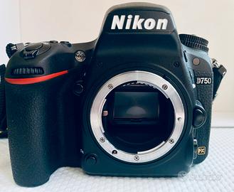 Nikon D750 Full Frame 3285 scatti perfetta