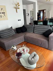 Divano angolare con libreria