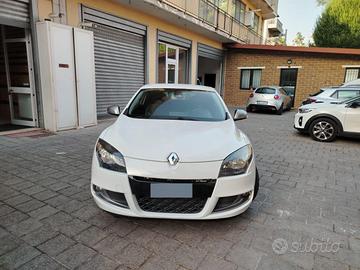 Renault coupé dci GT LINE