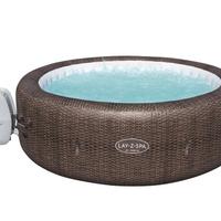 piscina gonfiabile con idromassaggio riscaldato