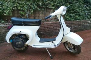 VESPA 50 PK SENZA FRECCE