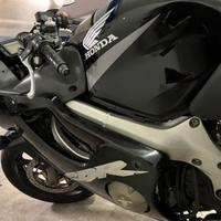 Cbr 600 f Nero 2004