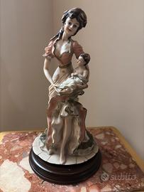 Statua Capodimonte Scaggiari maternità