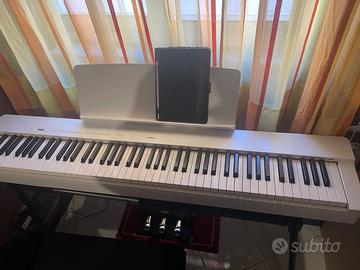 Yamaha p225 Bianco + pedaliera pro yamaha fc35
