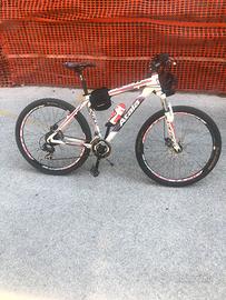 Mountain bike marca ATALA misura 27.5