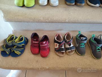 Lotto di scarpe da bambino
