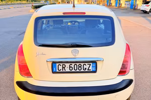 Lancia Ypsilon 1.2 Argento
