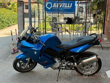 Bmw f800st