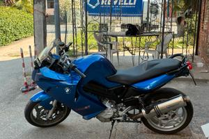 Bmw f800st
