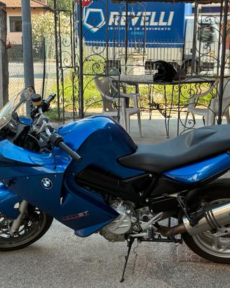 Bmw f800st
