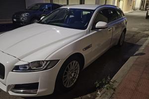 Jaguar xf 2.0 d 163 cv 2019 e performance