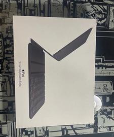 Smart keyboard folio apple