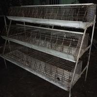 2 gabbie per ingresso conigli 