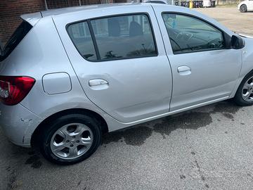 Dacia sandero 1200 gpl