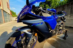 Yamaha R1 2023