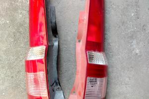 fanali posteriori fiat panda (05-10)