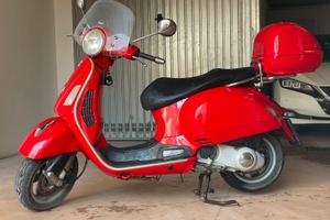 Piaggio Vespa 250 GTS