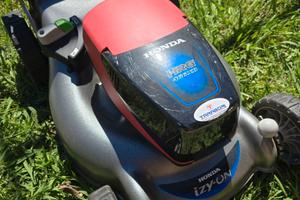 Tagliaerba a batteria Honda izy-ON HRG 466 XB