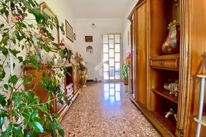 5 LOCALI A CAERANO DI SAN MARCO