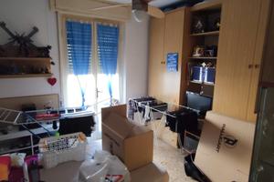 Singola con matrimoniale e ampio balcone Via Betti