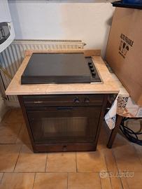 Mobiletto con piano cottura e forno