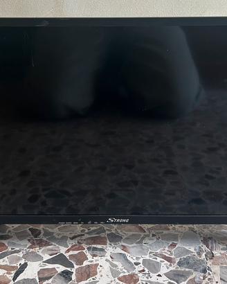TV LED 24” Strong