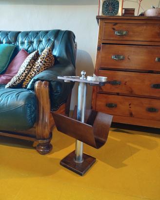 Portariviste vintage con posacenere integrato 