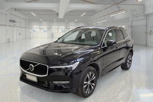 VOLVO XC60 B4 D AWD automatico Momentum Pro MY22