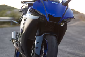 Yamaha R1 2023
