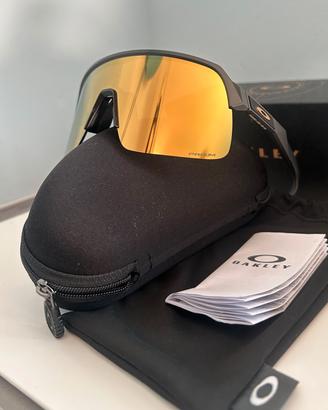 Oakley sutro lite 