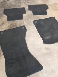 tappetini audi a4 b9