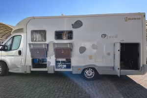 BAVARIA FJORD T72 4 posti patente C