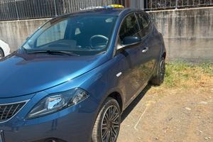 Lancia ypsilon 1.2 benzina gpl ecochic