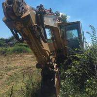 Escavatore cingolato Caterpillar 215C LC
