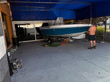 Barca con fuoribordo 40cv