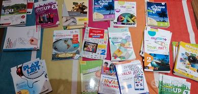 Vari libri scuole superiori e medie