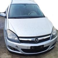 Ricambi Opel Astra SW 1.9 CDTi del 2005