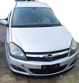 Ricambi Opel Astra SW 1.9 CDTi del 2005