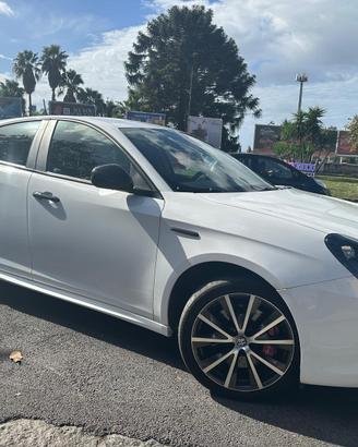Alfa Romeo Giulietta 1.6 120cv TCT Sportiva